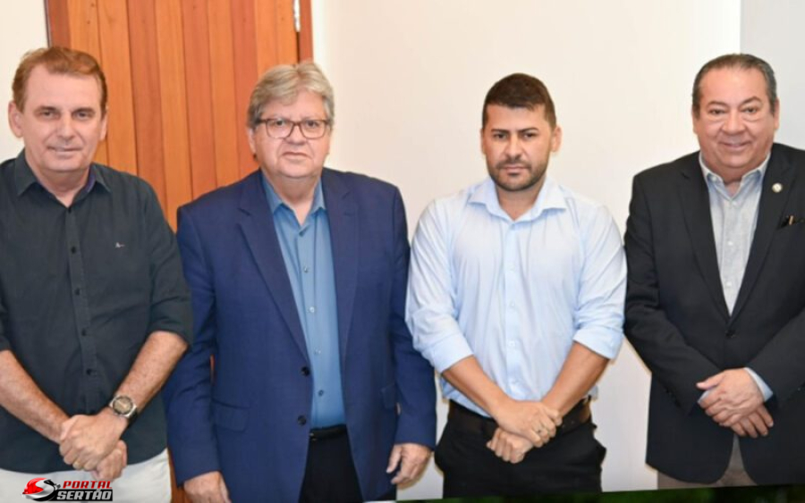 Chico Mendes reforça parcerias para desenvolvimento do Cariri paraibano em reunião com governador
