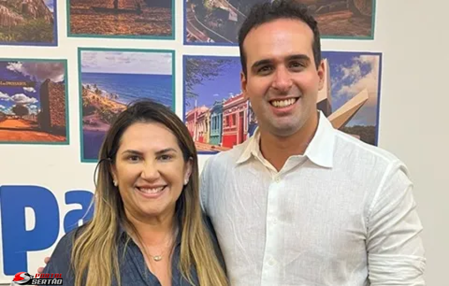 Assim como Lucas Ribeiro, Corrinha Delfino também figurava em baixo nas pesquisas e hoje é a prefeita de Cajazeiras