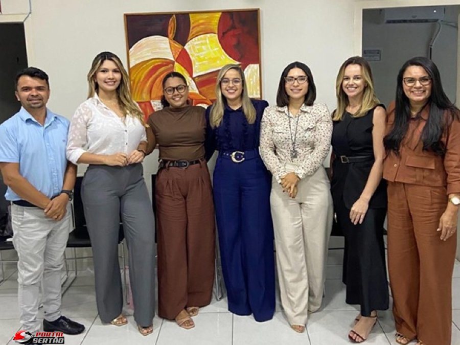 Equipe de Cajazeiras visita Serviço Família Acolhedora em Patos para trocar boas práticas
