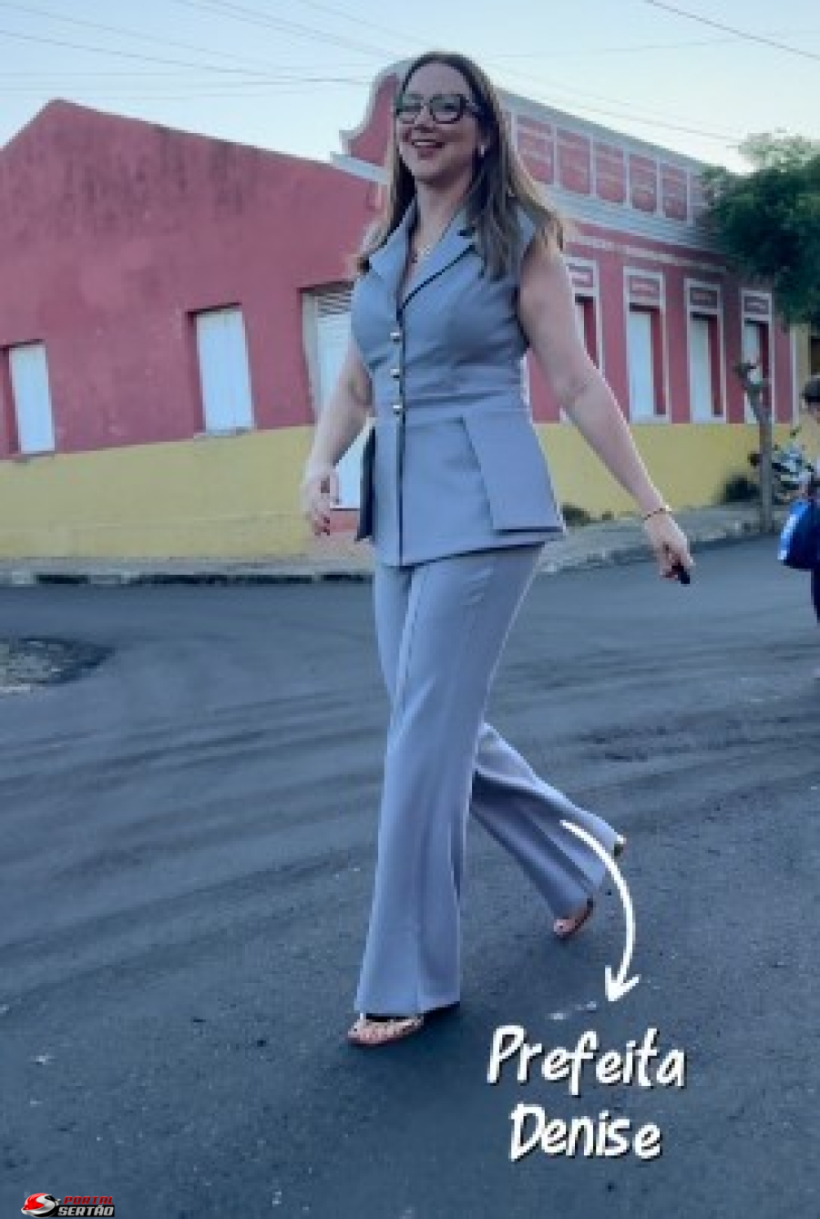 VÍDEO: Prefeita Denise Bayma testa novo asfalto e compartilha sua experiência com a população de Bom Jesus